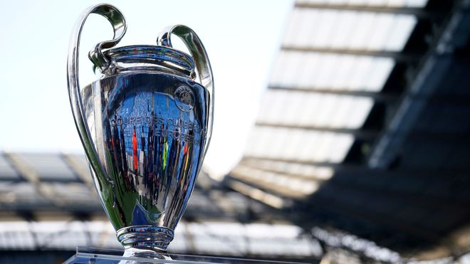 导致巨大的 导致巨大的